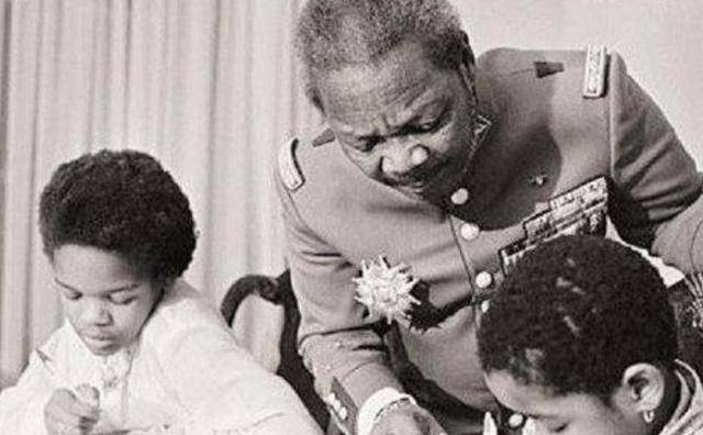 台湾女孩林碧春为了自己的王妃梦嫁到非洲2年后写信求救回国