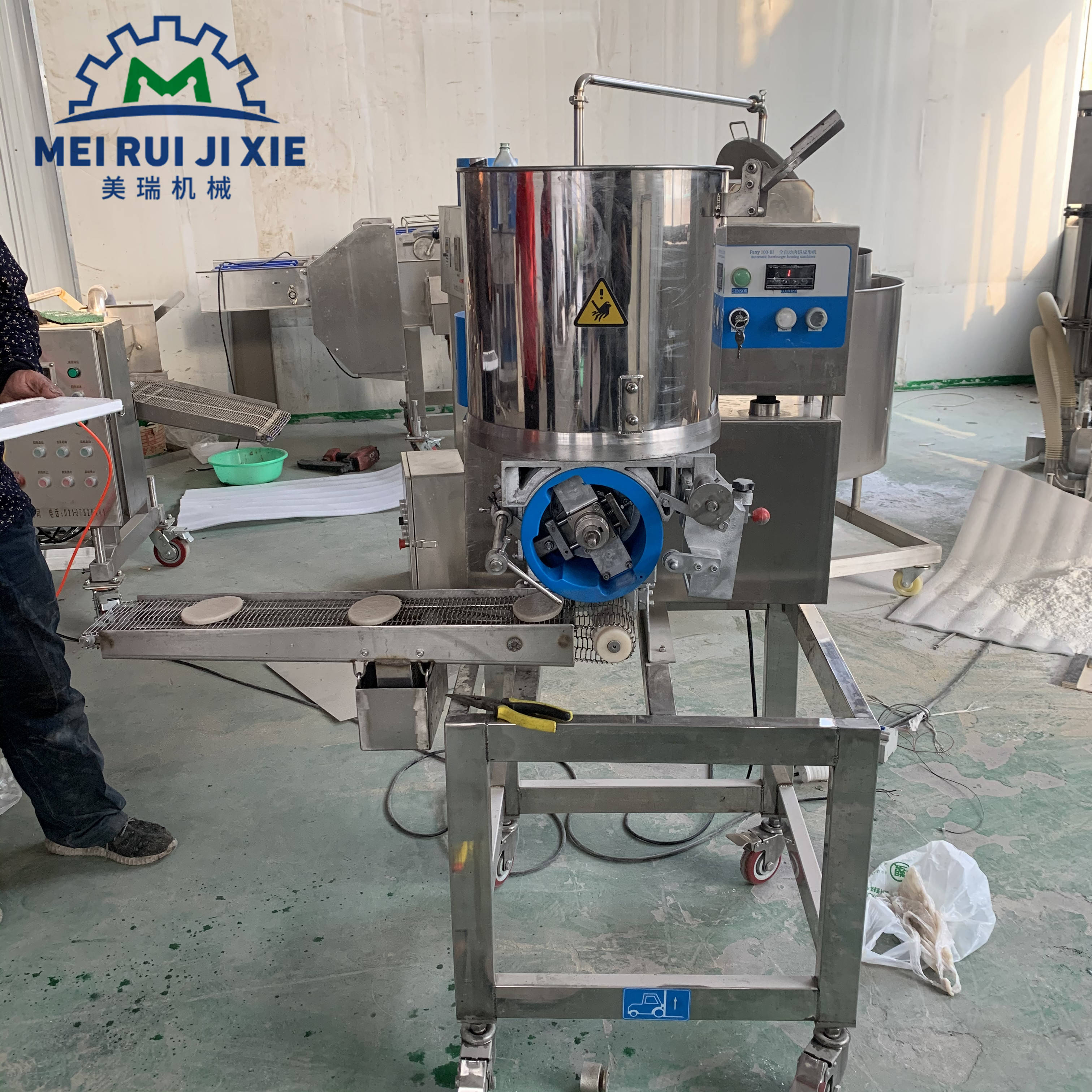 温州鱼饼成型机 牛肉饼猪肉饼蔬菜饼成型机美瑞现货_加工_机器_进行