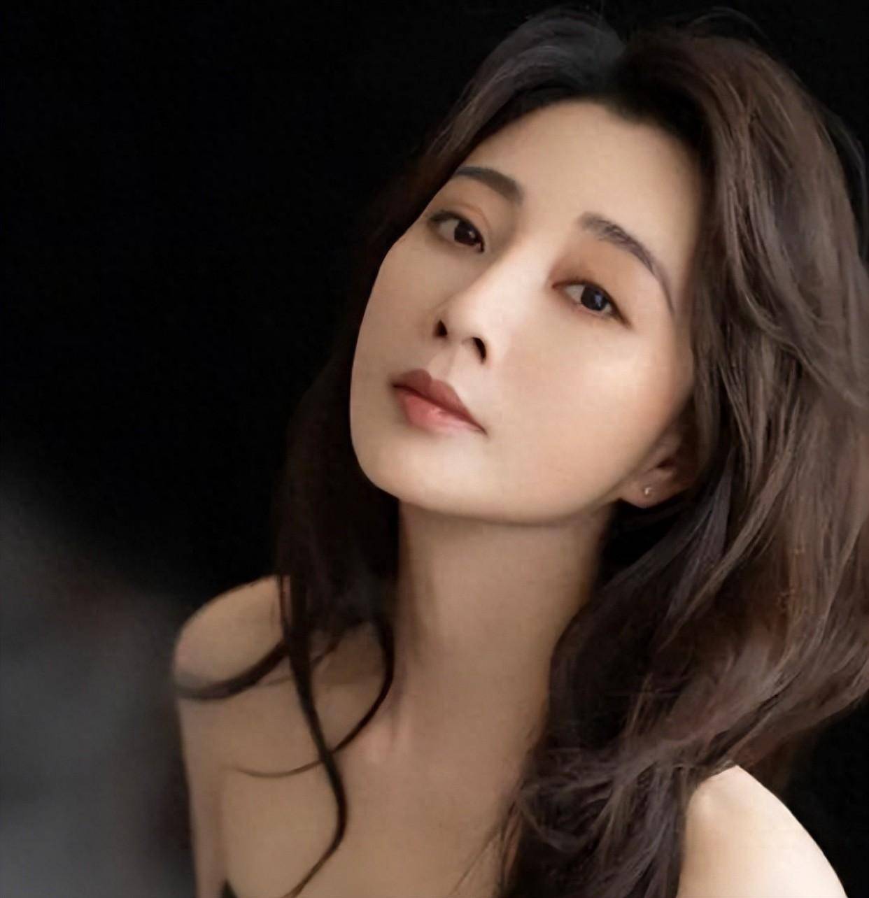 "人间水蜜桃"的魅力之谜:七段情缘背后的吸引力法则_殷桃_情感_经历