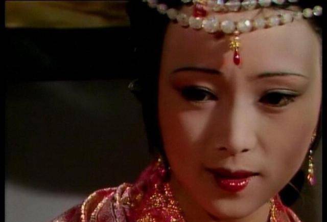 原创红楼秘事揭秘秦可卿的卧室美学尽显风流难怪宝玉想在这午睡