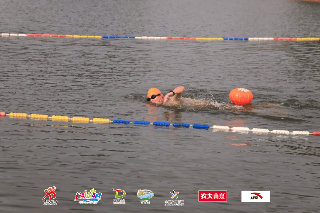 第24届全国公开水域游泳锦标赛在定安南丽湖举行