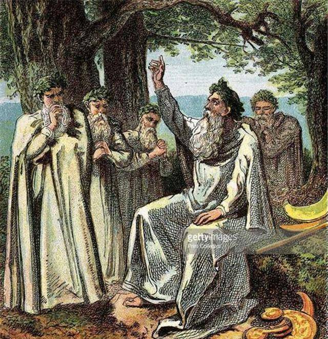 原创靠天吃饭的法兰克人为何会放弃多神教立马追上基督教潮流