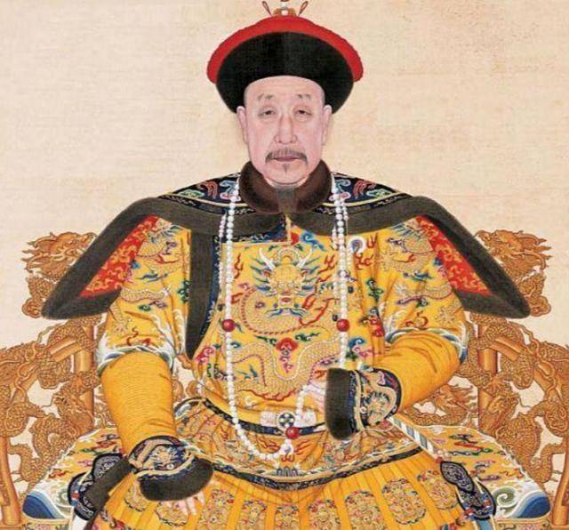 当时中国的宫廷画师都讲究的是神韵,形态,这也恰好映证了中国古代