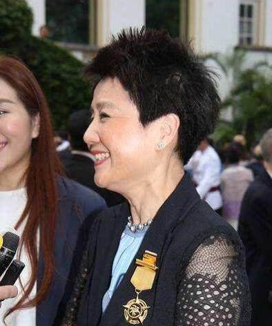 司徒玉莲,上个世纪4