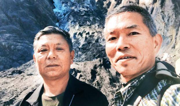 就在中方登山队员一筹莫展的时候,日本登山队的负责人之一井上治郎