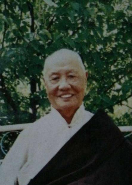 1933年,国民政府正式承认了他的活佛地位