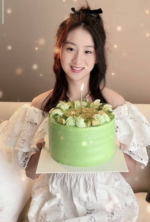 原创田亮叶一茜为女儿庆生风一样的女子已经16岁了森碟越长越漂亮