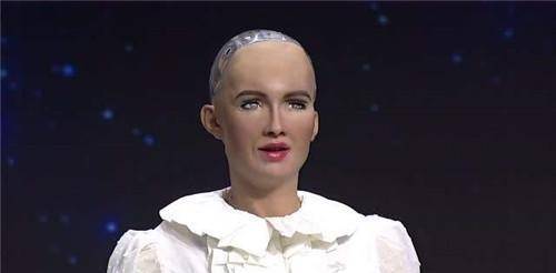 原创曾扬言毁灭人类的机器人索菲亚加入沙特国籍后再次创造一奇迹