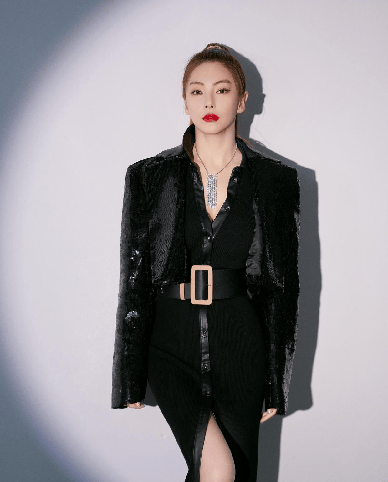 36岁张雨绮,这身材是真的绝!