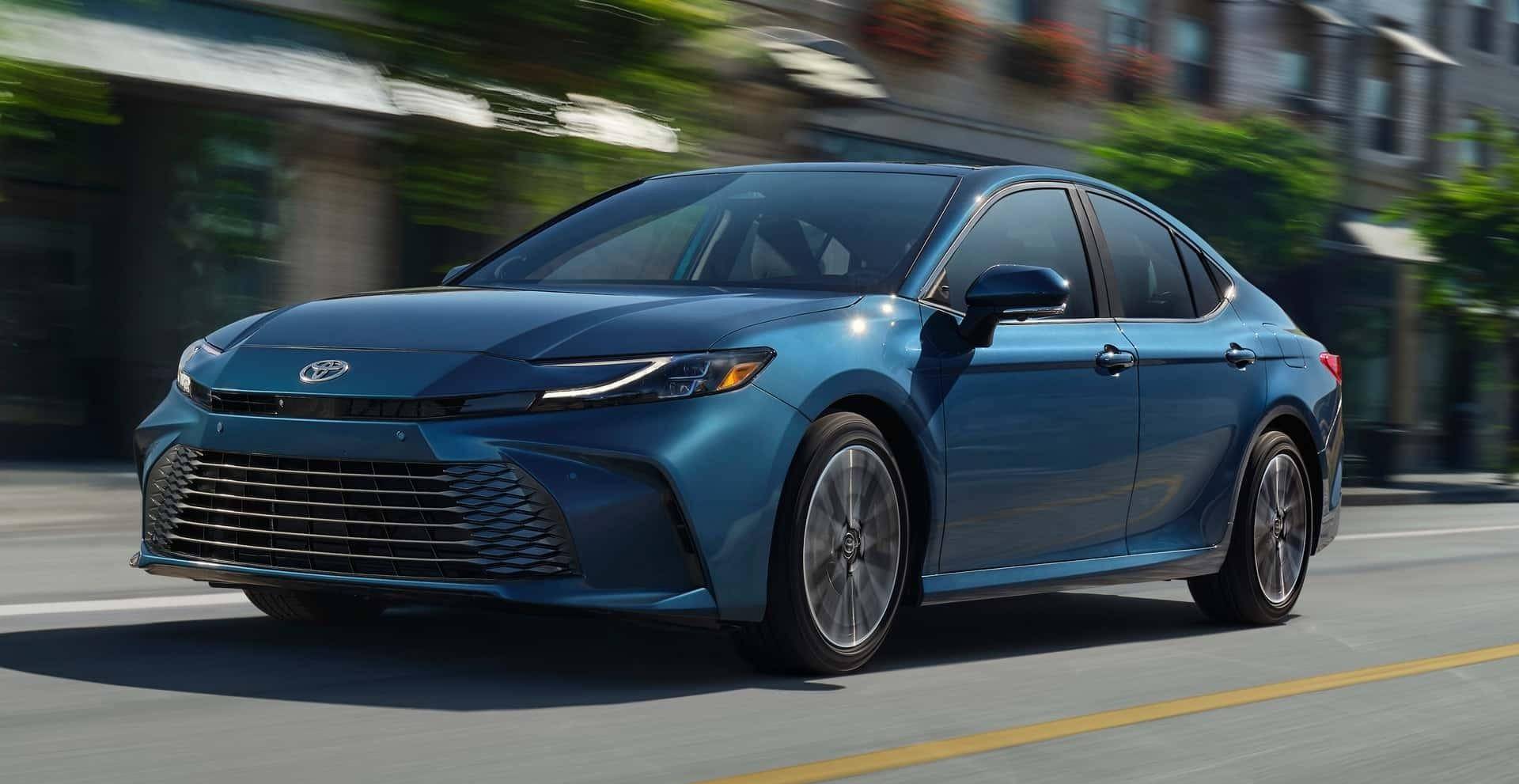 2025款凯美瑞混动版,四驱强劲,价格惊艳!