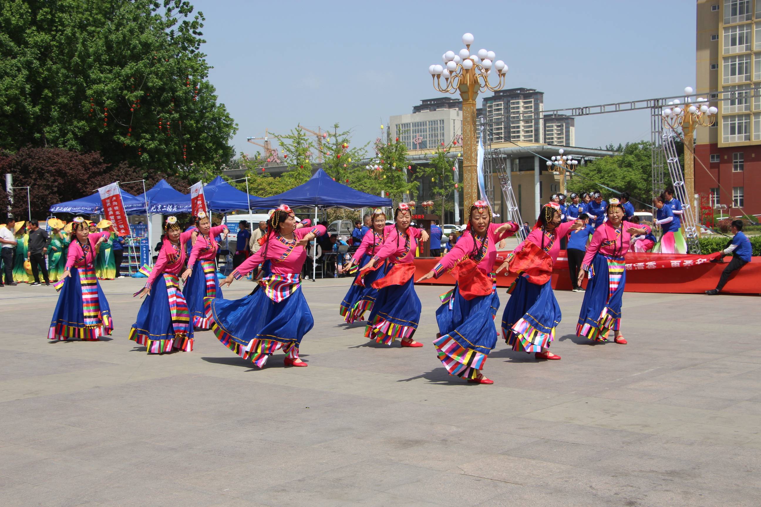 2024年牡丹区"卢沟桥北京二锅头杯"广场舞比赛圆满举行