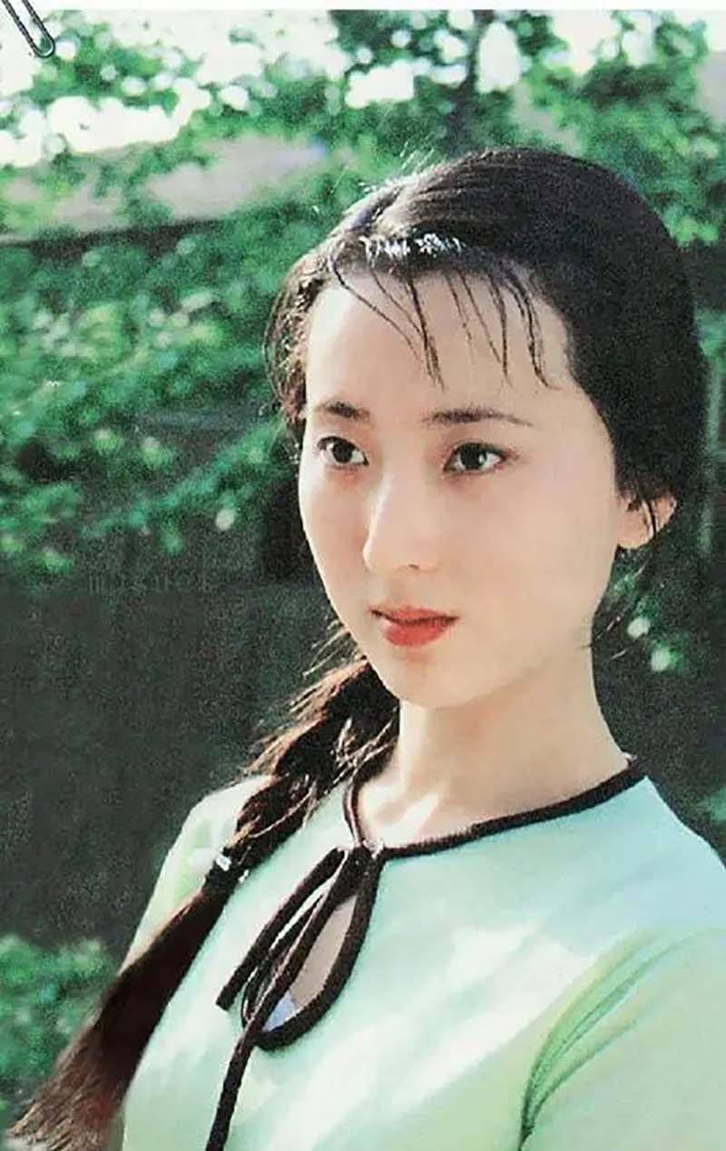 红楼梦》主演:有人赚上亿,有人酗酒死,运气最差竟是宝玉_王扶_陈晓旭