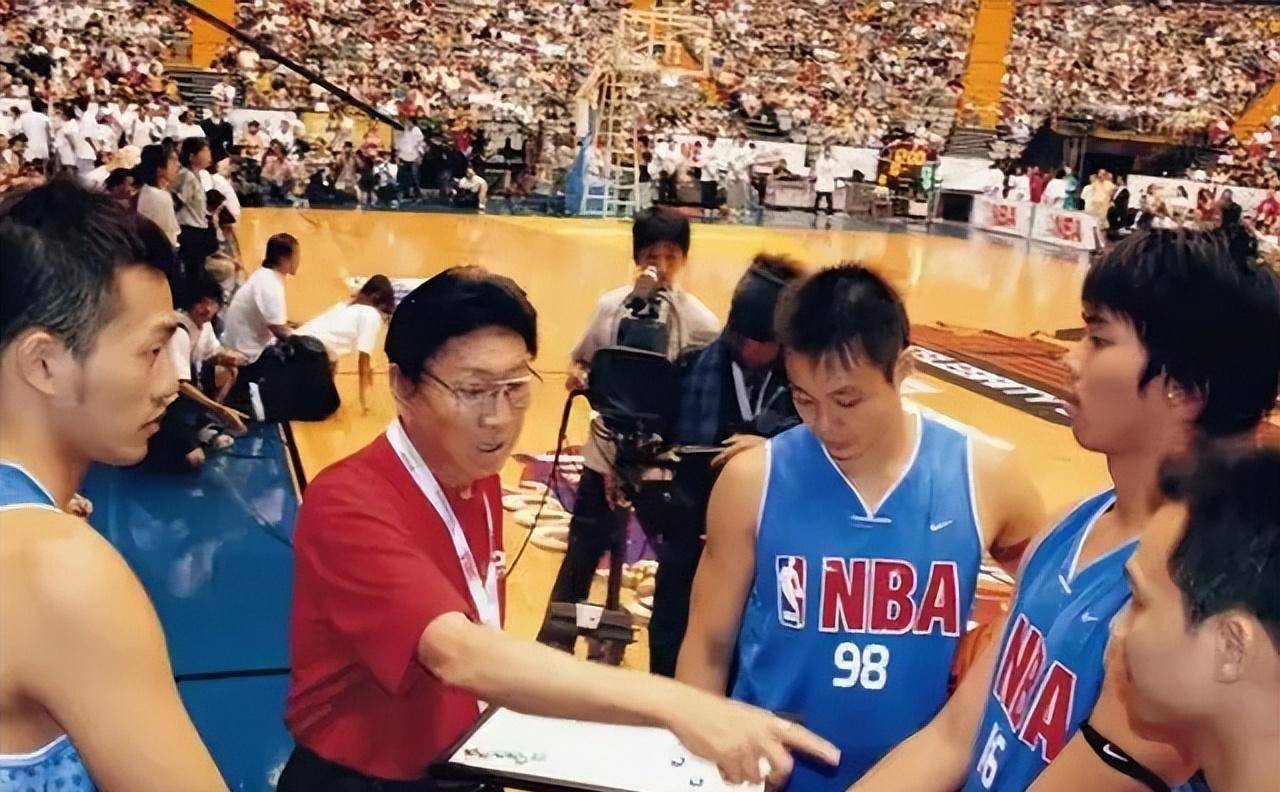 台视主持人赴瑞士安乐死,从清醒到结束仅2分钟,在儿子怀中去世