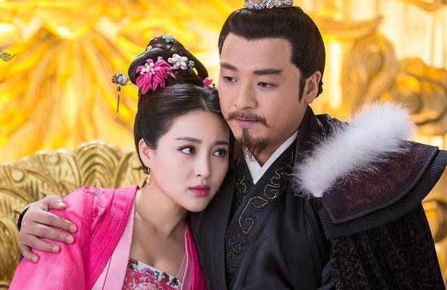 她从平民变成一代贤后,光靠漂亮无法让皇帝欲罢不能,要有真本领