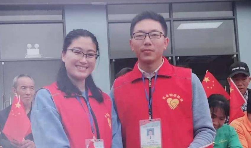 广西硕士黄文秀:放弃高薪扎根大山,村民刚富,30岁的她牺牲了_百色