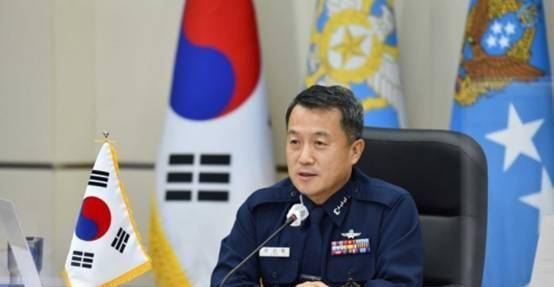 韩国女兵直播自杀全过程,家属称军方隐瞒真相_事情_受害者_韩国空军