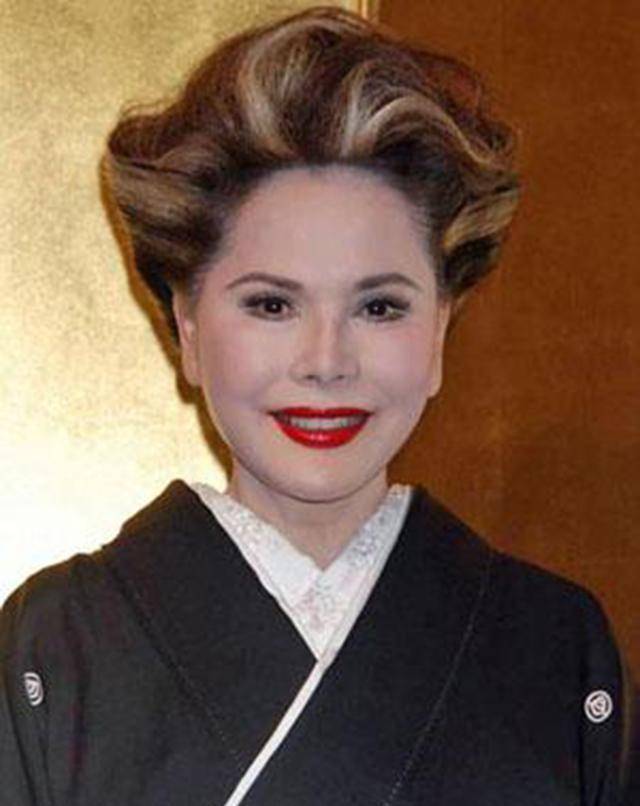 鉴于她曾是苏加诺的夫人,印尼总检察长称这"侮辱了印度尼西亚的尊严"