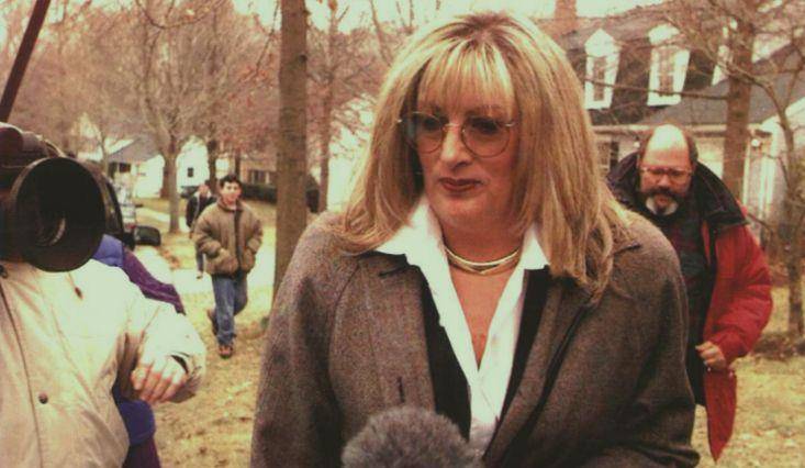 特里普:出卖嘴巴不严的莱温斯基揭露克林顿,却开启的_