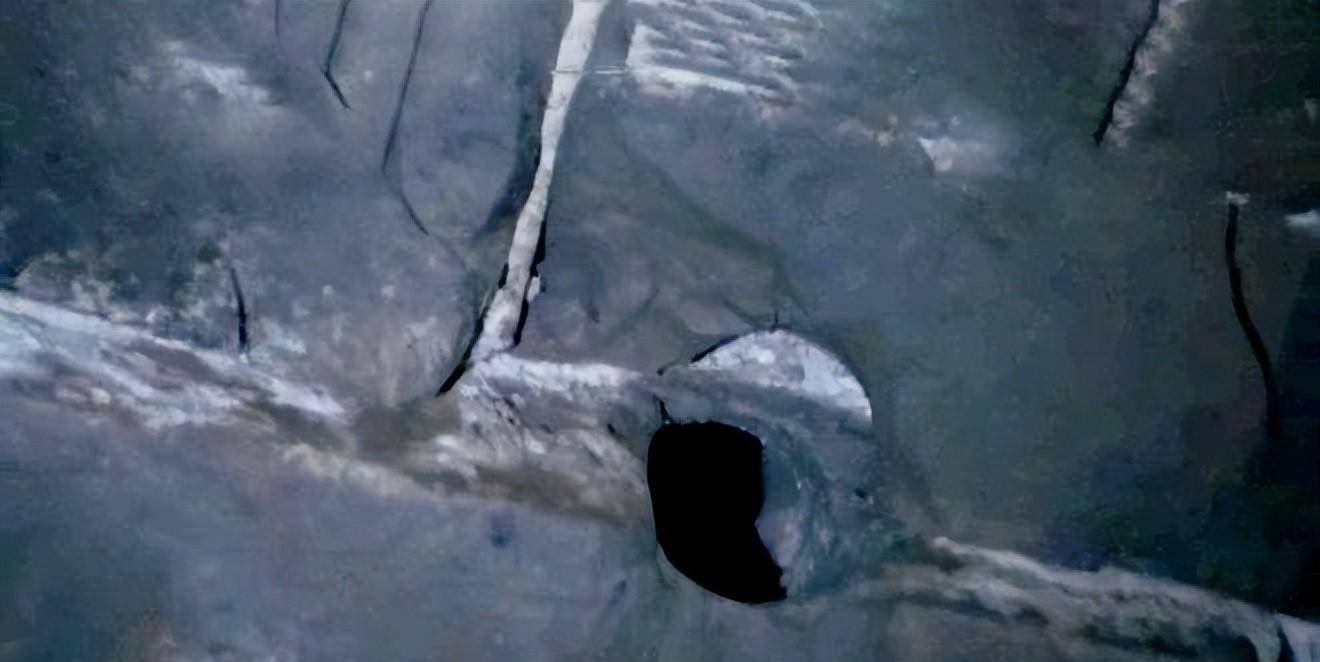 2000年湖北梁庄王墓遭盗掘,政府抢救挖掘怪事不断,上亿宝藏现世