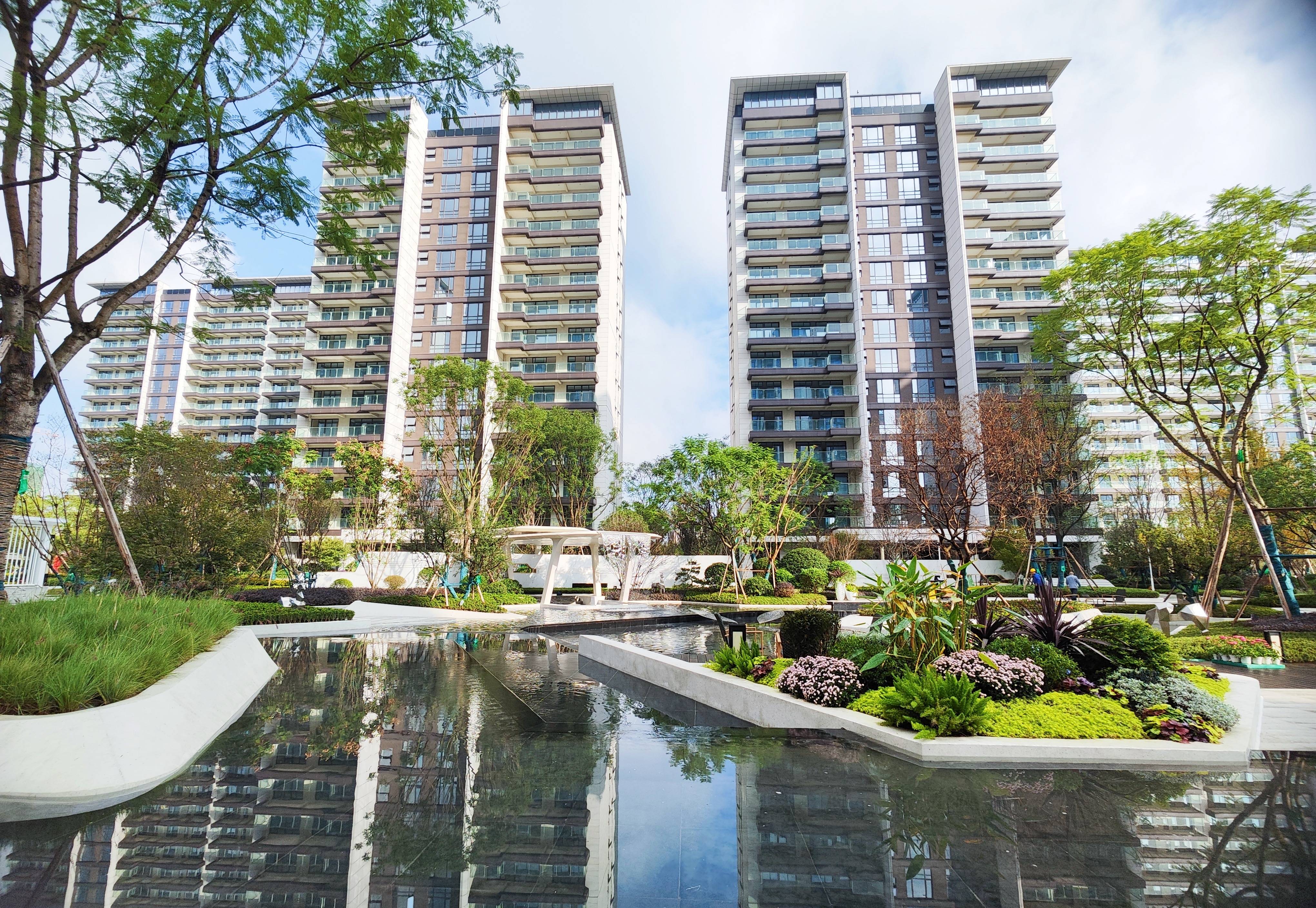 成都陆肖tod麓鸣九天四期_五期_六期售楼处电话_周边配套_高新区在售