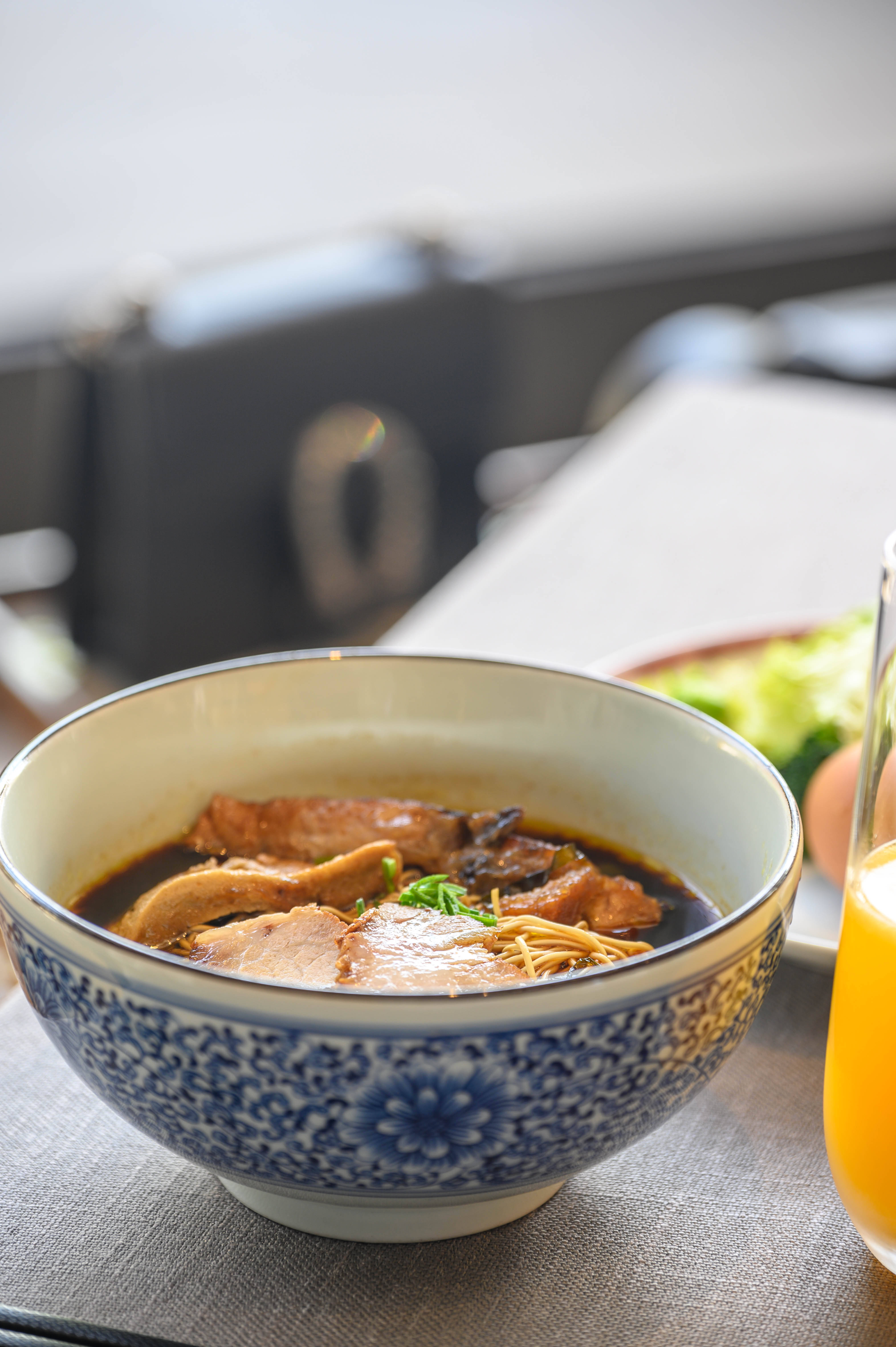 从酒店打车大约半小时就到了重元寺门票:20元开放时间:周一 —— 周日