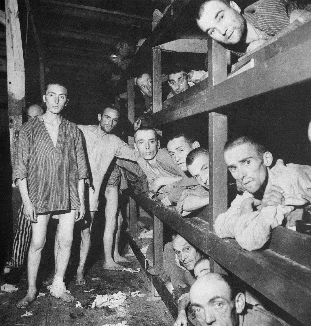 英美战俘集中营图片