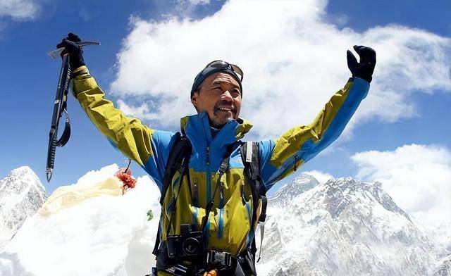 王石:放弃亿万资产抛弃糟糠之妻,娶小30岁女星,却成人生赢家