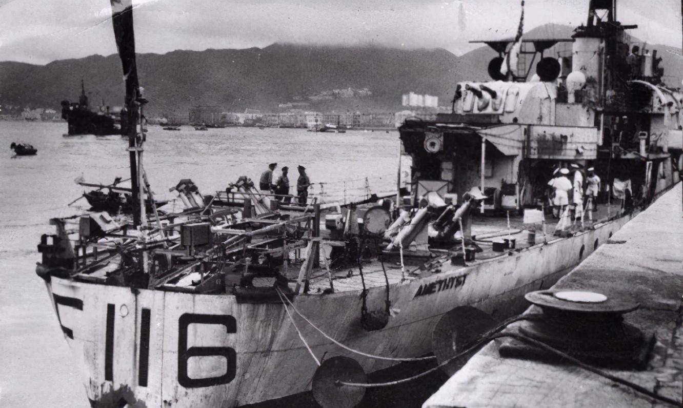 1949年渡江战役前,炮击不听劝的英舰紫石英号,最后结果如何_战舰_英国