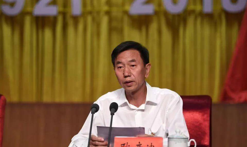 耿彦波:现实版"李达康",不怕得罪人,调任时群众众筹为他买鞋