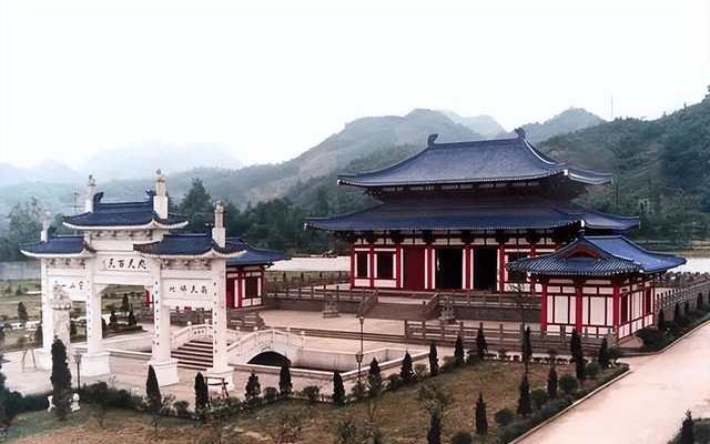 成都都江堰市玉堂镇石牛村1组29,孝子山陵园孝子山公墓是一座集传统