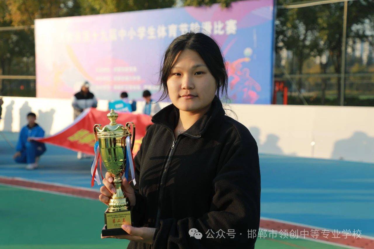 【领创中专】① 武文清 · 站上国赛领奖台,成就出彩人生