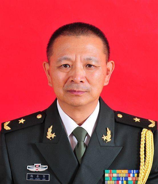 解放军防化指挥工程学院担任副院长,2003年4月韩怀智将军在北京逝世