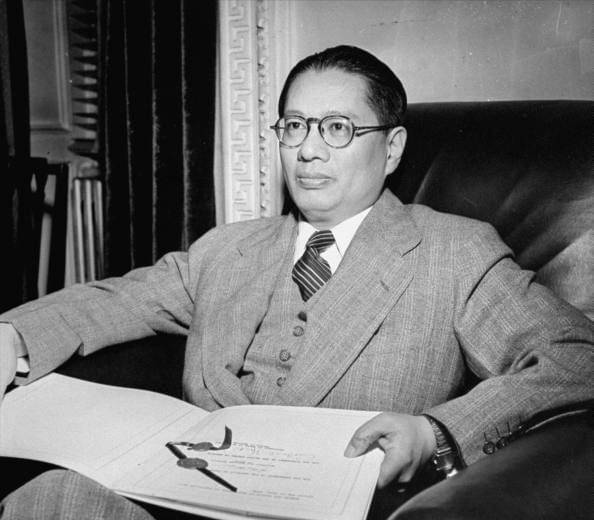 宋子文被鸡骨鲠死,留下百万美元遗产,宋氏三姐妹无一人出席葬礼