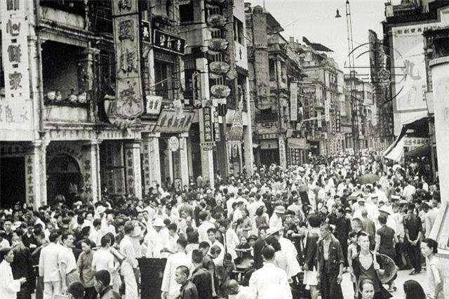 1984年中英谈判,因前国防部部长耿彪"失言",邓公罕见发火