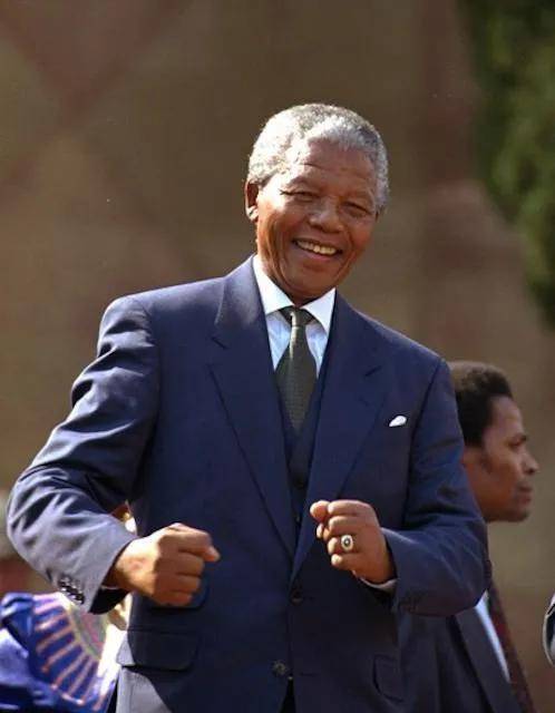 他从小被歧视,后被囚禁27年,他说:是信仰让我战胜了一切