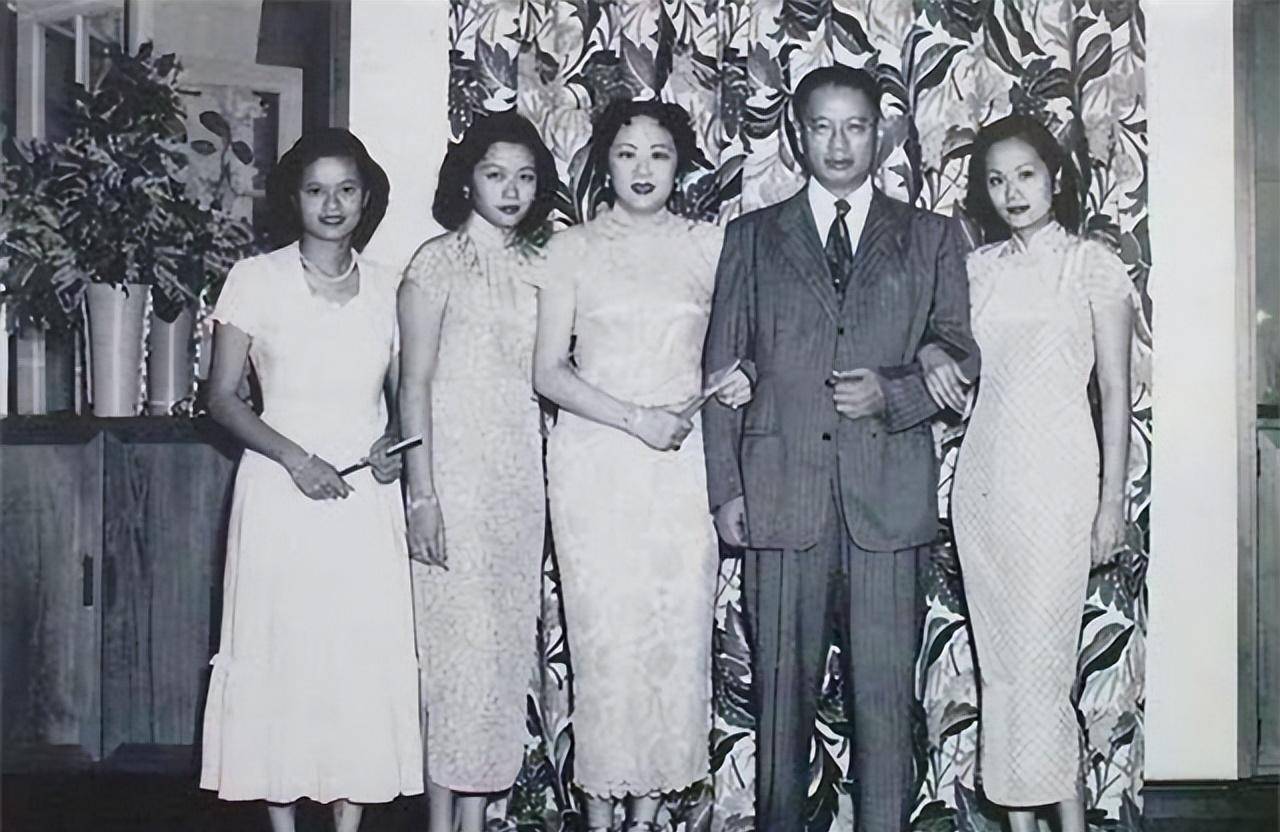 候初恋15年,他却另娶新人,而三个女儿却与她同名_宋子文_盛家_盛爱颐