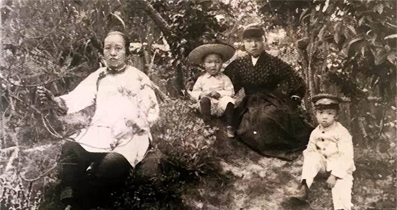 被人转手4次,85岁惨死牛棚,悲惨一生无名无分_王桂荃_梁启超_李蕙仙