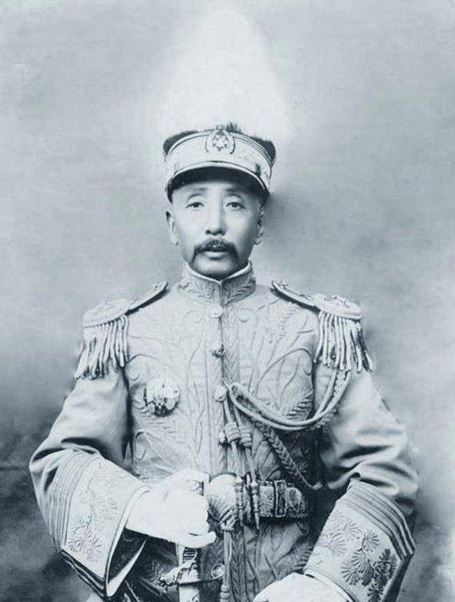 对售票员亮明身份:我就不买票了_张作霖_闾实_张学良