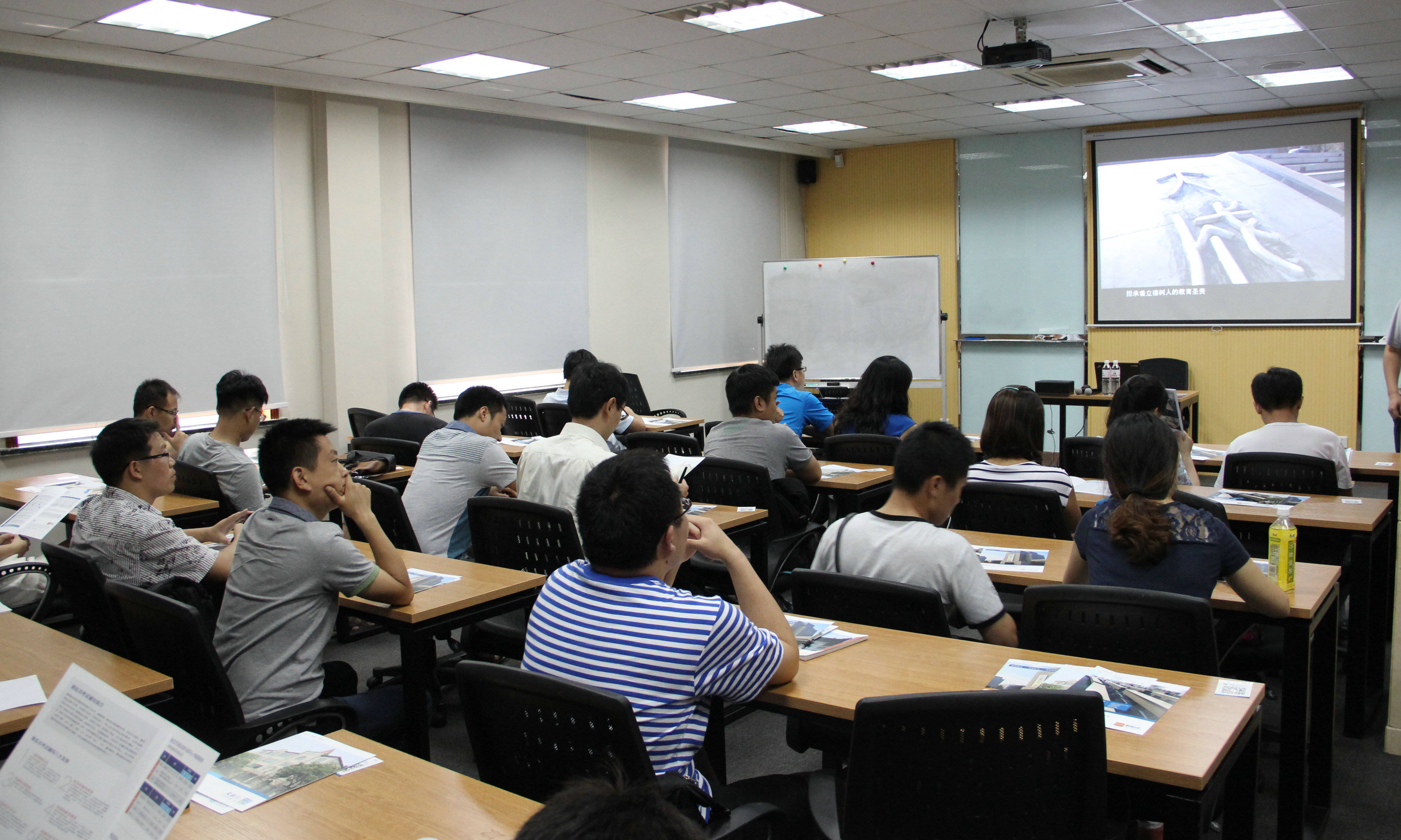 传播学专业介绍就业前景及成考学历报名