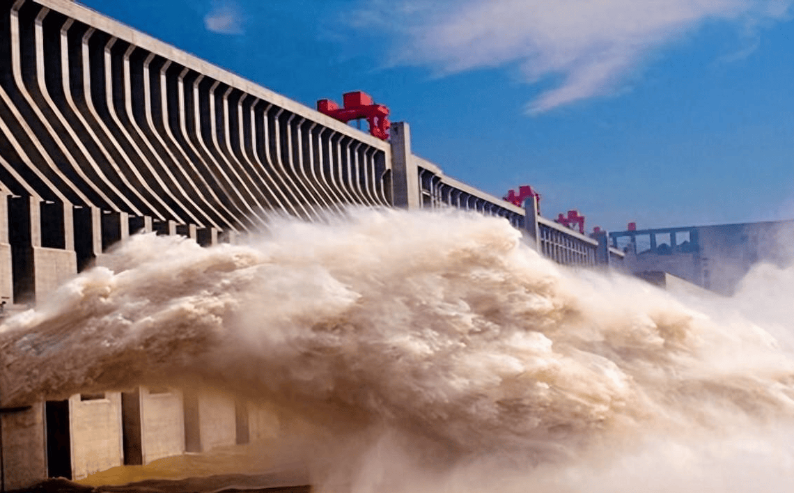 打开三峡大坝全部闸门,放光水库里的水需要多长时间?长见识了