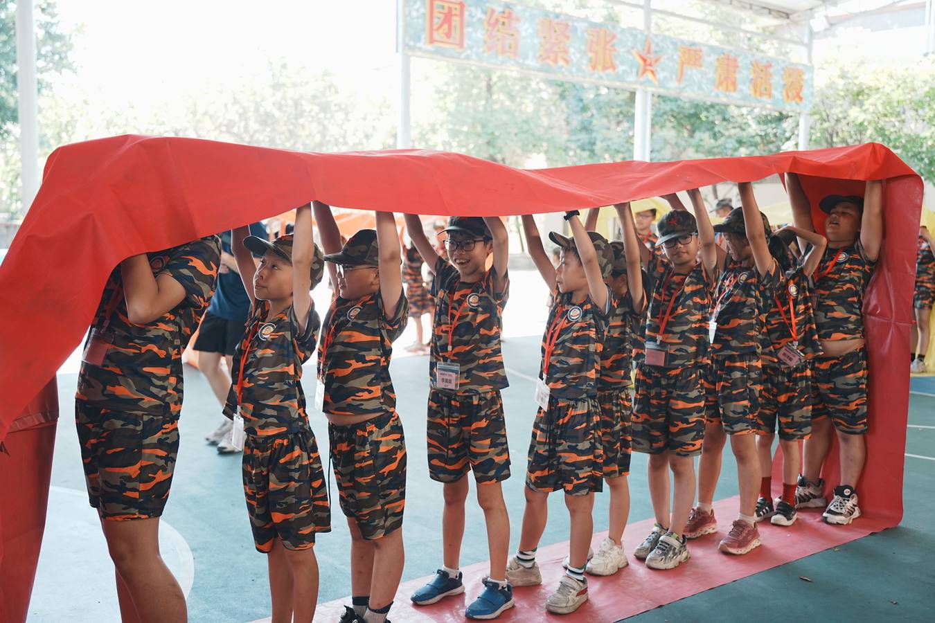 黄埔军事夏令营佛山营地,佛山13岁青少年二十八天军事