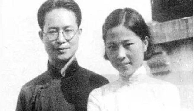 沈从文:婚前狂追妻子,婚后两年就移情别恋,晚年身边却无人陪伴