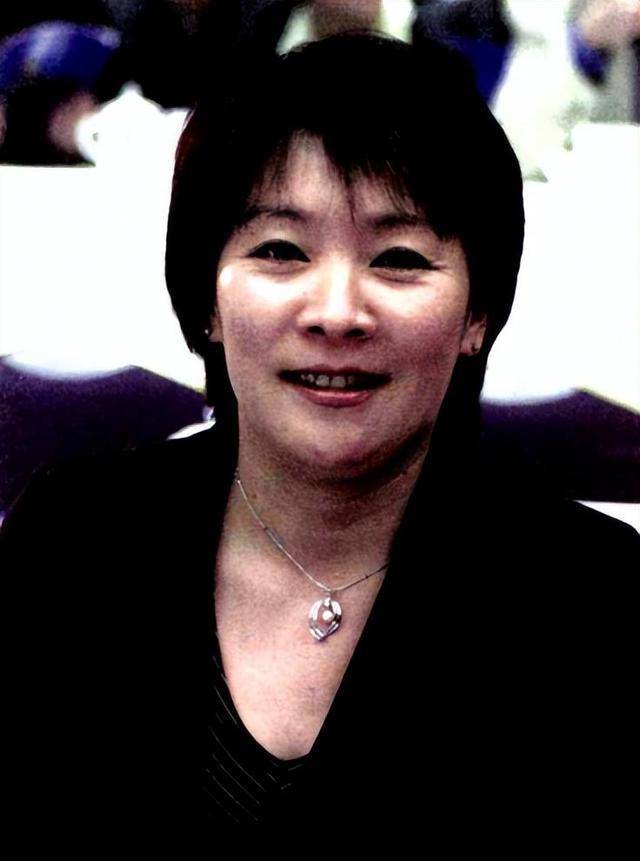 马燕红:中国首位体操奥运冠军,退役后赴美国,执教时遭