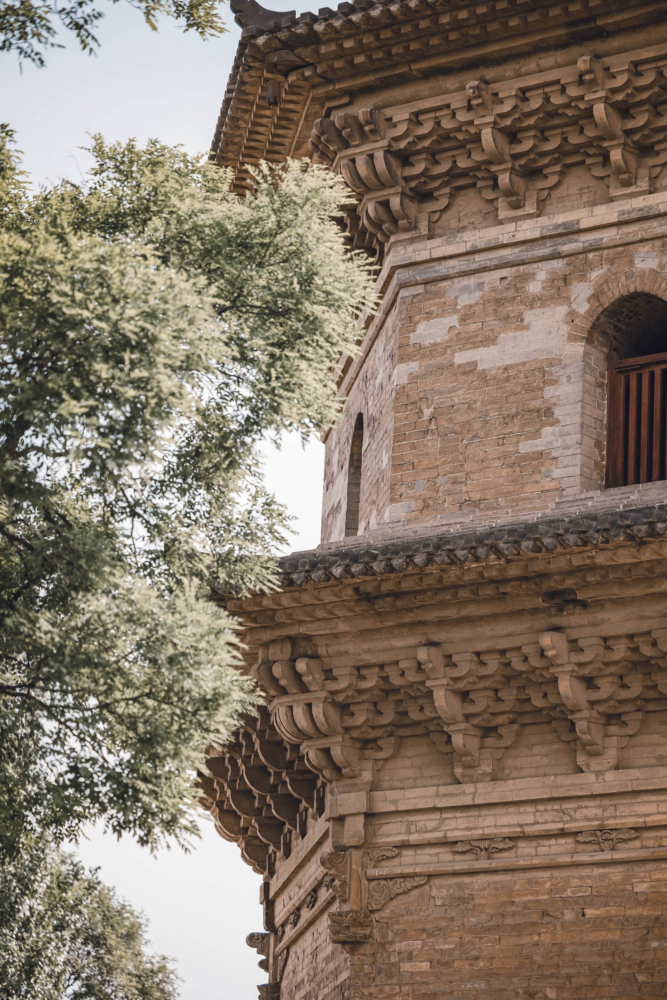 距今400年的双塔寺,太原的地标