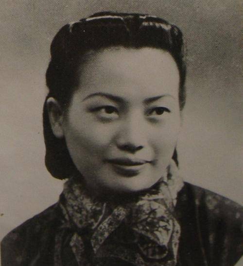 王映霞:争吵了12年,明白这叫爱情,平淡了38年,懂得这是婚姻