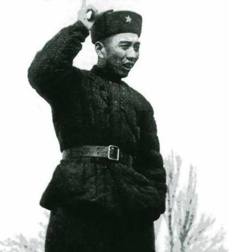 找县长办事,对方态度恶劣不讲理,王震上将做何应对_建设新_政府_台湾