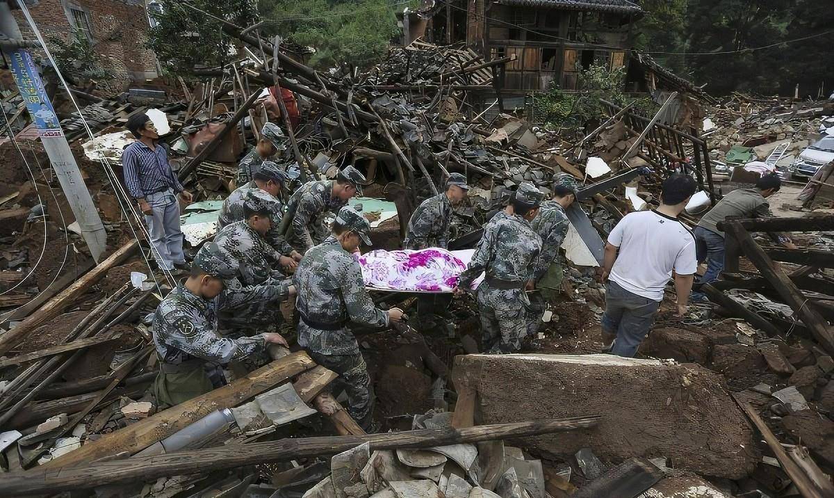 汶川地震13图片