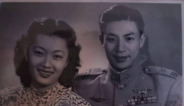 宋美龄去世后,孔祥熙女儿孔令仪公开拍卖遗物遭指责,她如何回复