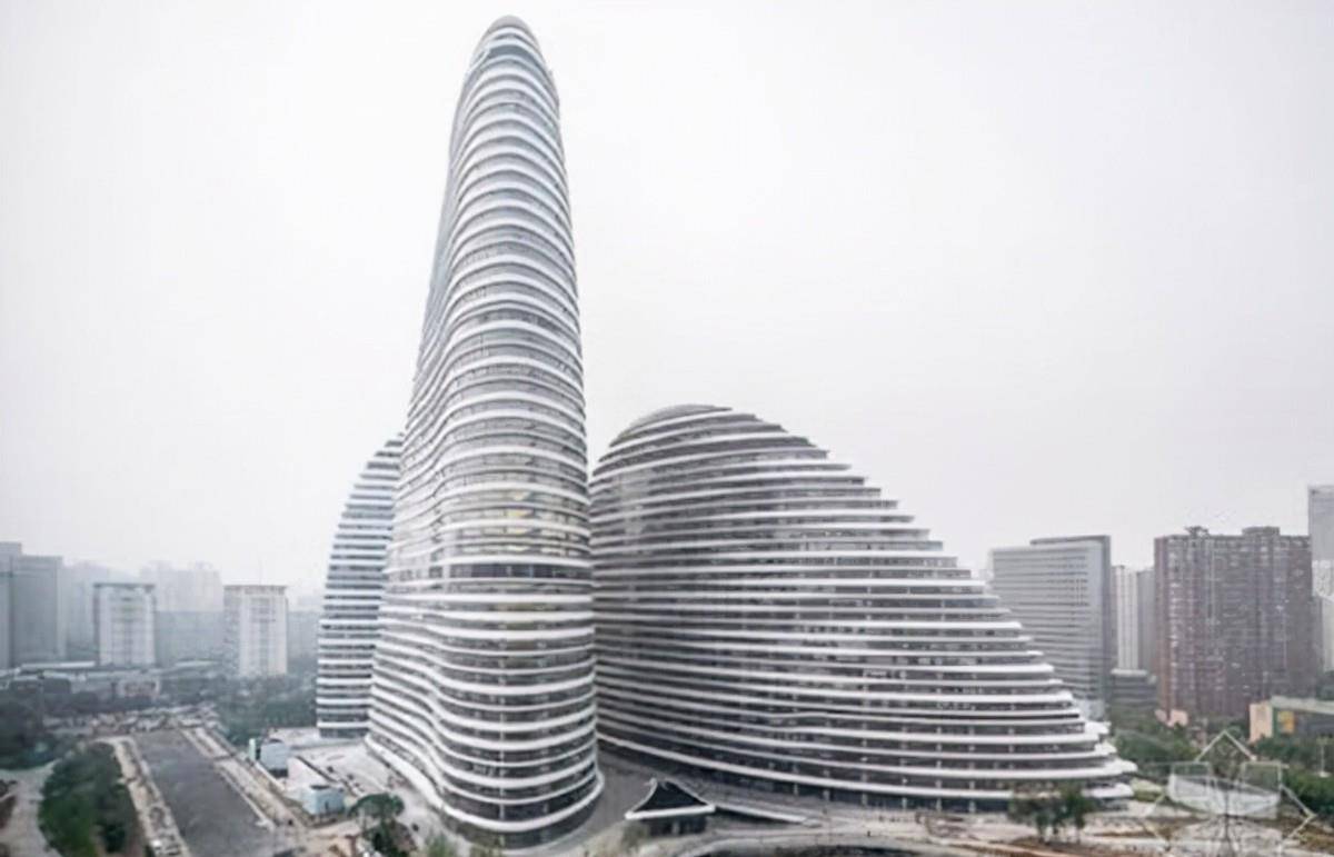 伊拉克"建筑女魔头":设计北京大兴机场,却未能亲眼见其成品