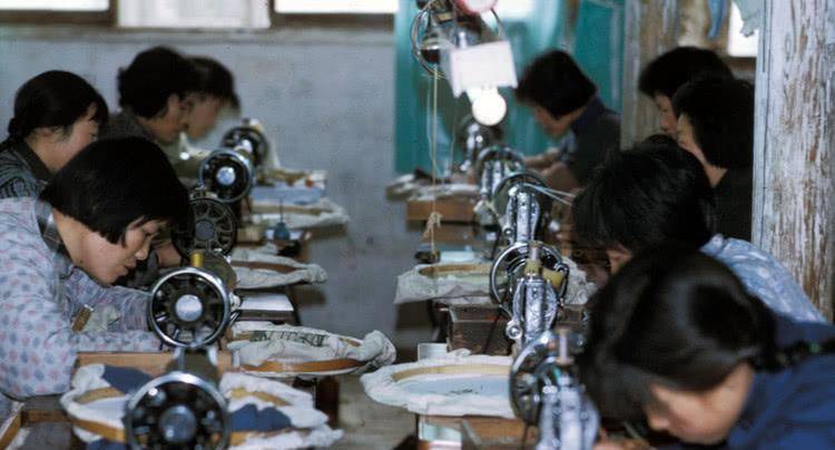 余秋雨:糟糠之妻打工赚钱养家,大红之后被抛弃,娶"唐僧母亲"